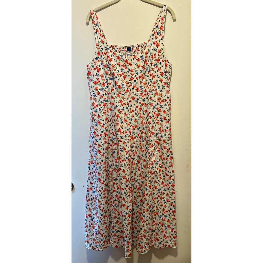 Old Navy Women's L White Floral Smocked Square Neck Midi Sundress Linen/Rayon
